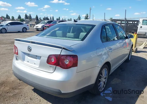 2009 Volkswagen Jetta Wolfsburg Edition from USA, damaged, VIN 3VWRA71K39M017430